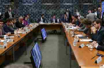  Câmara pode votar amanhã tornar crime hediondo adulterar alimentos 